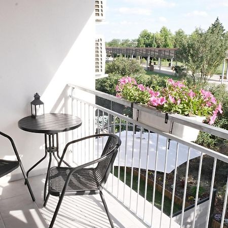 Apartmanovy Dum Na Kolonade 雷德尼斯 外观 照片