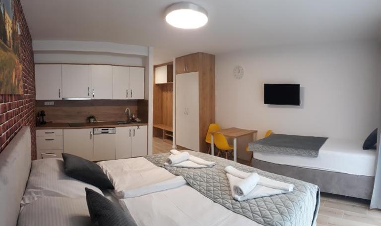 Apartmanovy Dum Na Kolonade 雷德尼斯 外观 照片