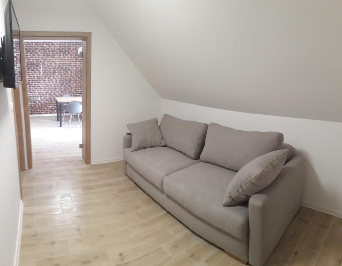 Apartmanovy Dum Na Kolonade 雷德尼斯 外观 照片